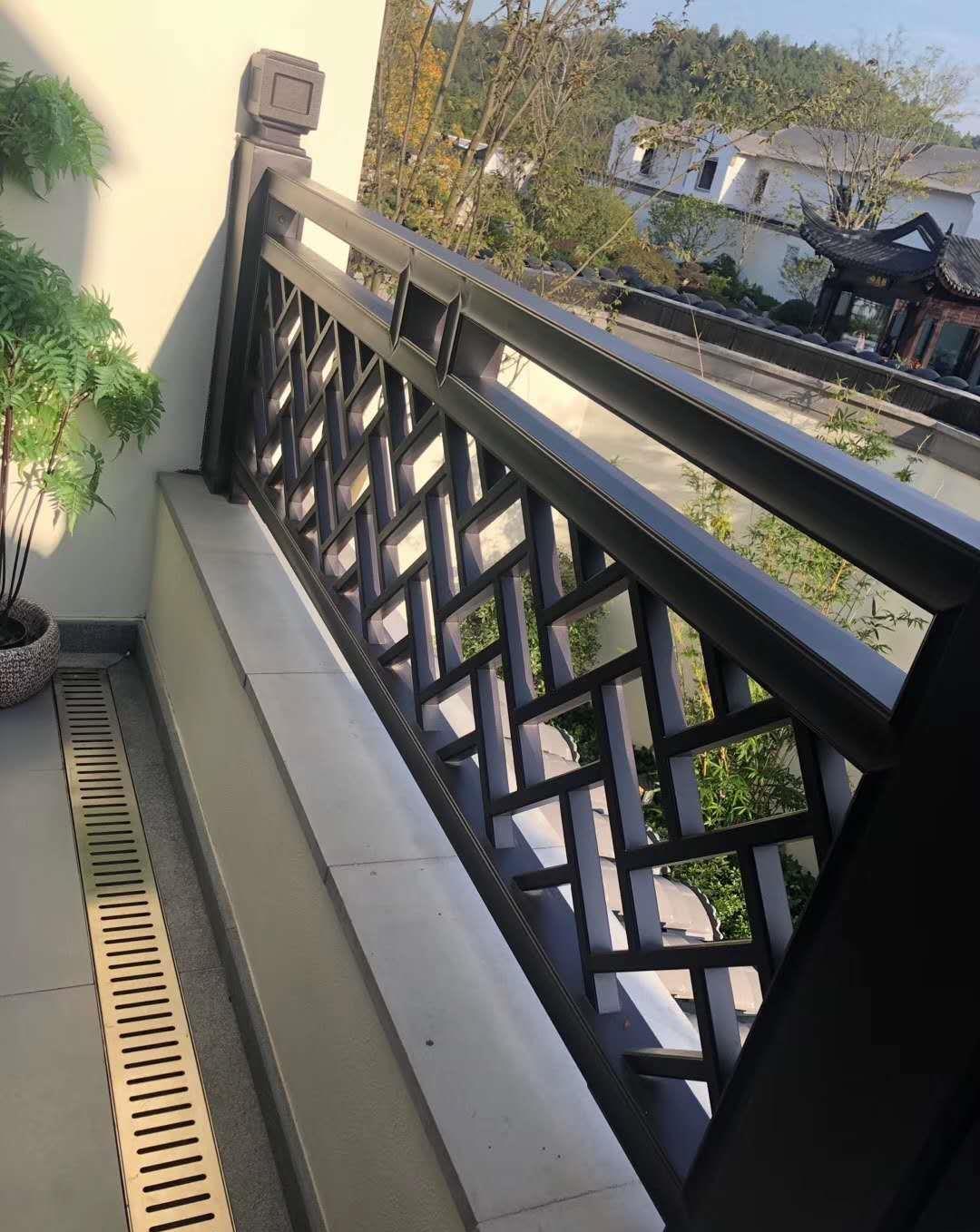 鋁型材構(gòu)件