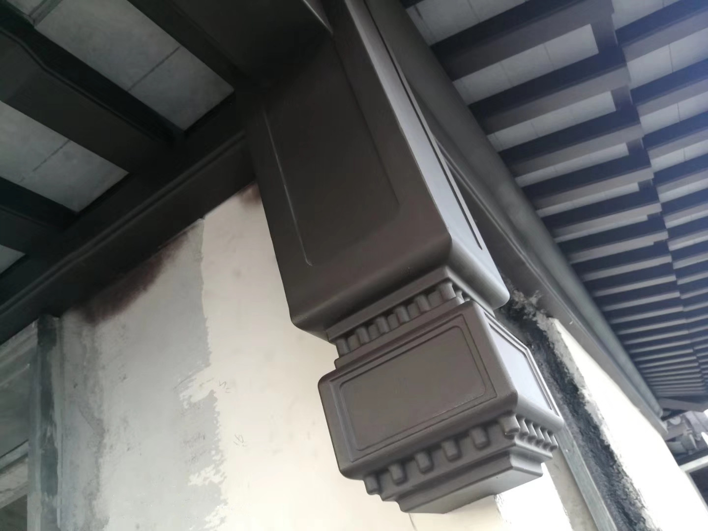 鋁型材構(gòu)件