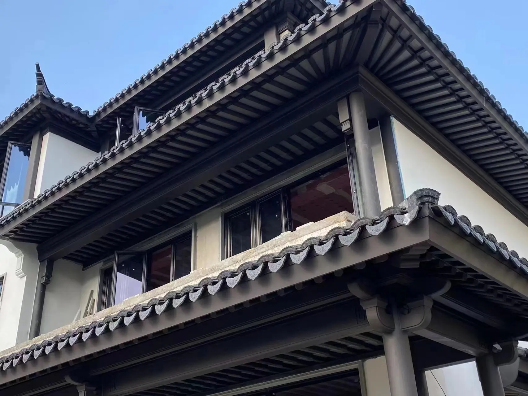 鋁型材構(gòu)件