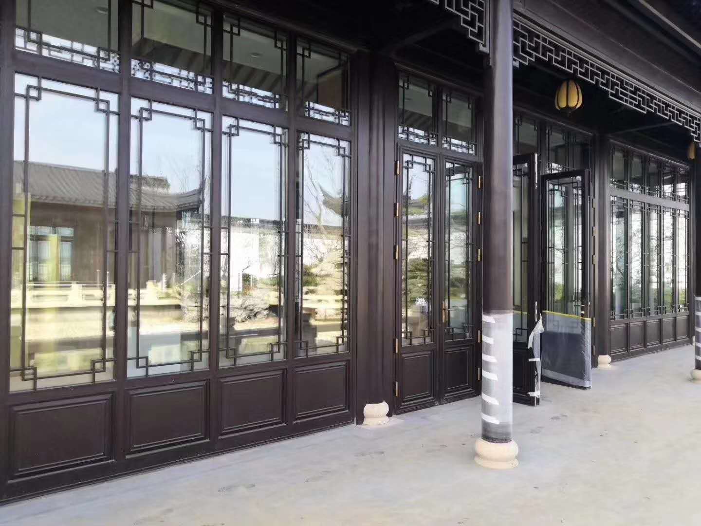 仿古門窗